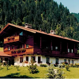 https://ferienwohnung-marietta-reit-im-winkl.com-bavaria.com
